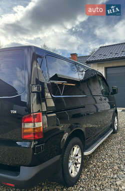 Минивэн Volkswagen Transporter 2004 в Стрые