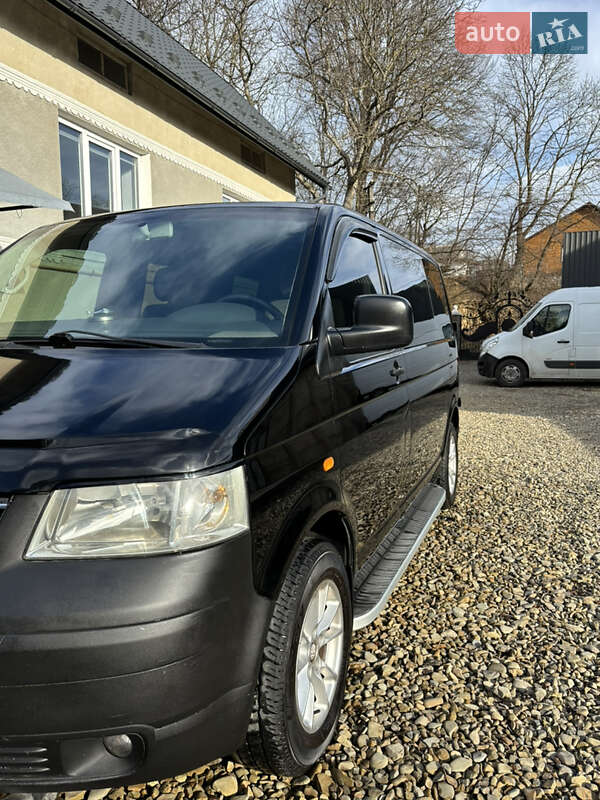 Минивэн Volkswagen Transporter 2004 в Стрые
