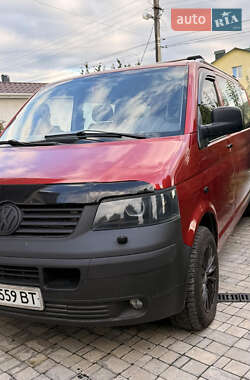 Вантажний фургон Volkswagen Transporter 2006 в Хмельницькому