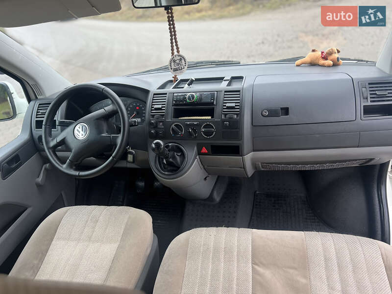 Минивэн Volkswagen Transporter 2006 в Львове