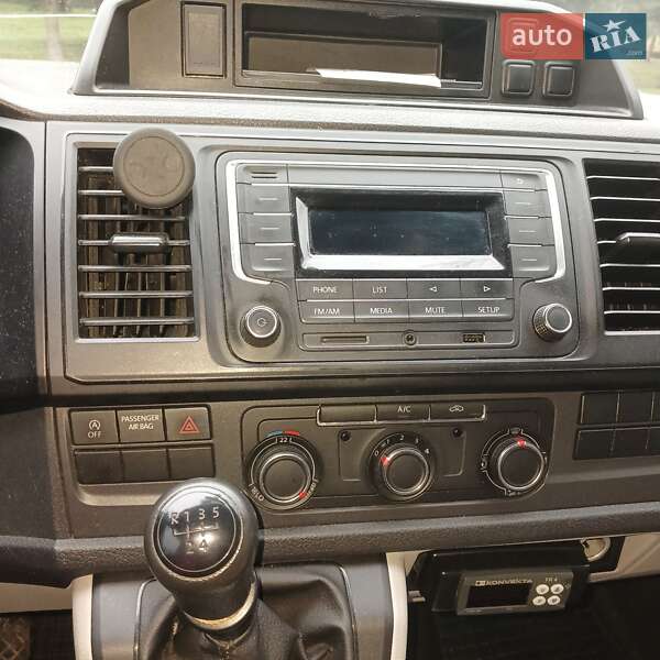 Минивэн Volkswagen Transporter 2017 в Киеве фото 12 Минивэн Volkswagen Transporter 2017 в Киеве