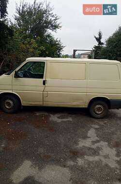Вантажопасажирський фургон Volkswagen Transporter 2001 в Таращі