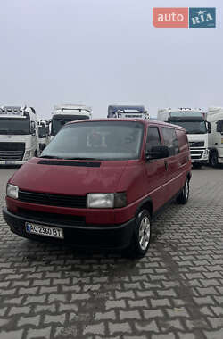 Минивэн Volkswagen Transporter 1995 в Сарнах