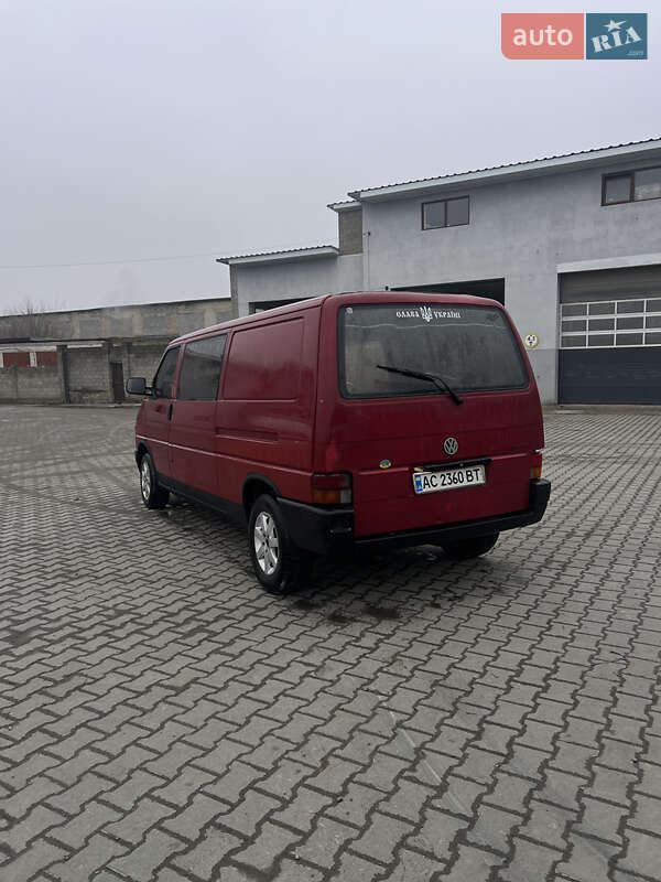 Мінівен Volkswagen Transporter 1995 в Сарнах