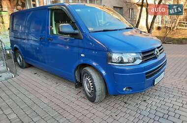 Вантажний фургон Volkswagen Transporter 2014 в Вінниці