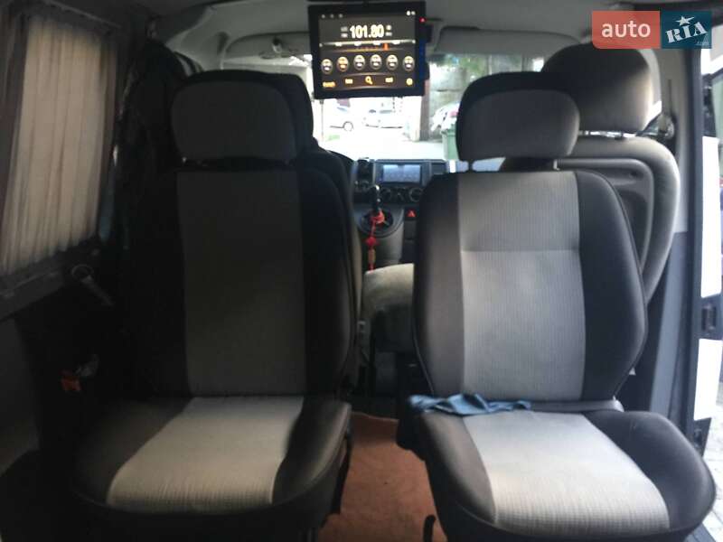 Минивэн Volkswagen Transporter 2005 в Одессе