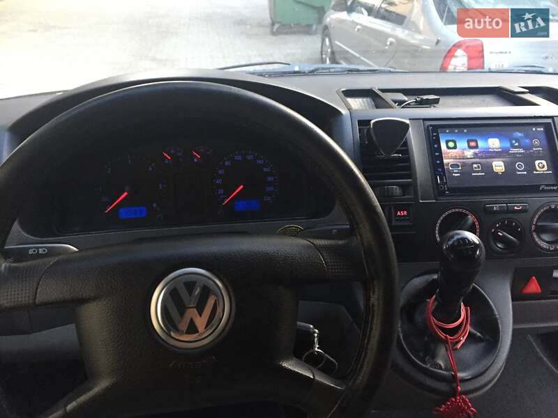 Минивэн Volkswagen Transporter 2005 в Одессе