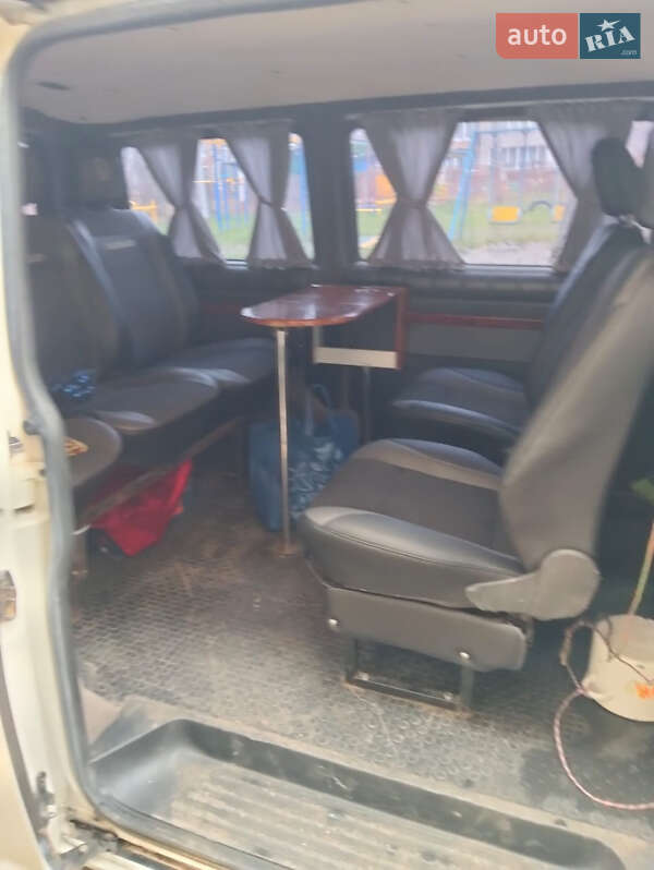 Минивэн Volkswagen Transporter 2008 в Умани