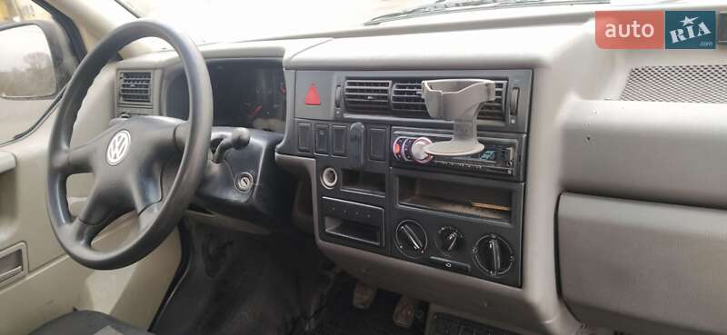 Минивэн Volkswagen Transporter 2000 в Киеве