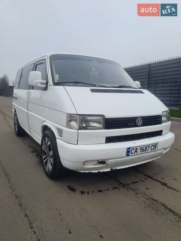 Минивэн Volkswagen Transporter 2000 в Черкассах
