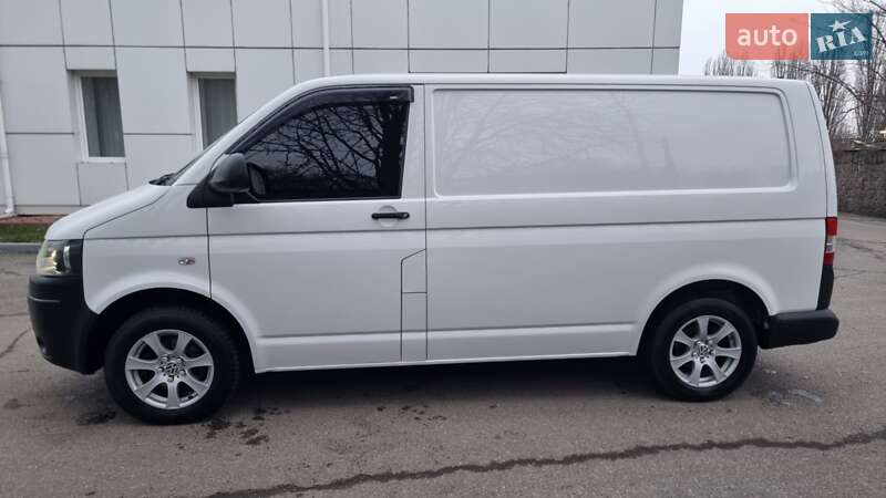 Грузовой фургон Volkswagen Transporter 2014 в Кропивницком