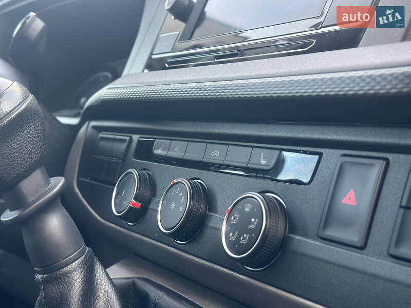Грузовой фургон Volkswagen Transporter 2023 в Дубно