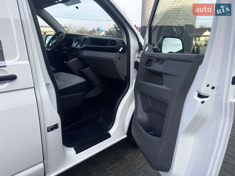 Грузовой фургон Volkswagen Transporter 2023 в Дубно