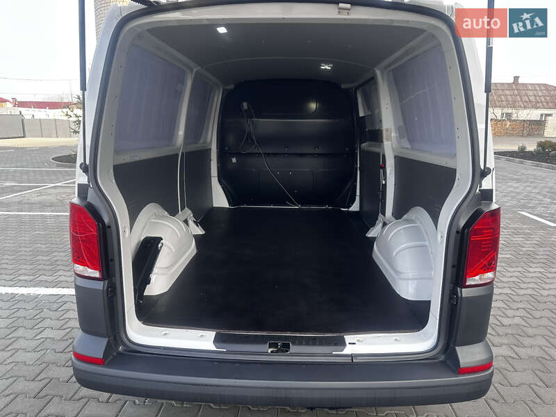 Грузовой фургон Volkswagen Transporter 2023 в Дубно