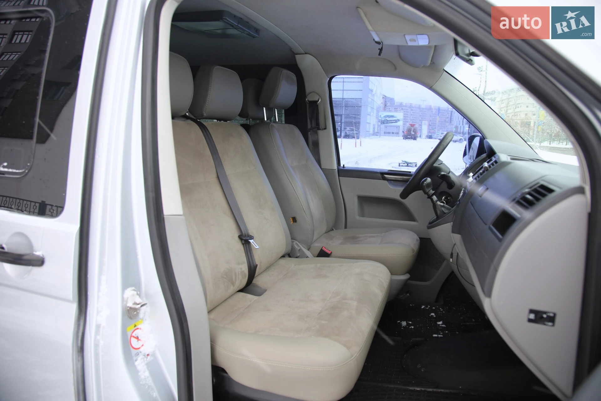 2011 Volkswagen Transporter - мініатюра 8