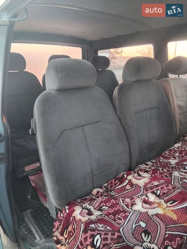 Минивэн Volkswagen Transporter 1997 в Ямполе