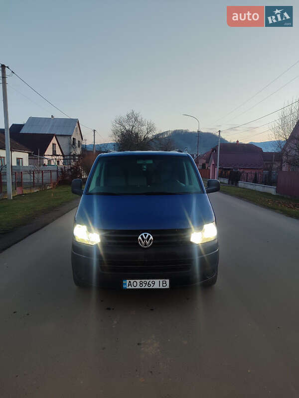 Мінівен Volkswagen Transporter 2004 в Сваляві фото 6 Мінівен Volkswagen Transporter 2004 в Сваляві