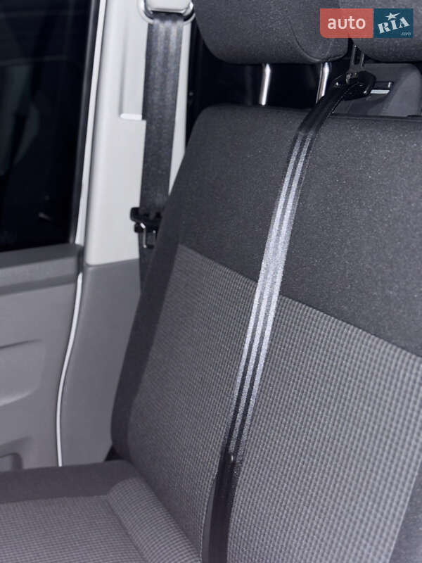 Вантажний фургон Volkswagen Transporter 2023 в Києві фото 45 Вантажний фургон Volkswagen Transporter 2023 в Києві