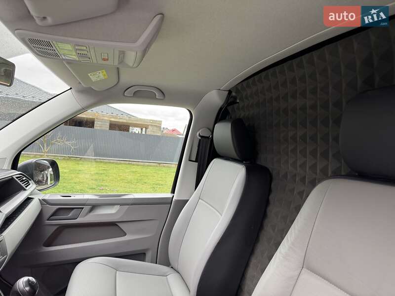 Микроавтобус грузовой (до 3,5т) Volkswagen Transporter 2020 в Ковеле