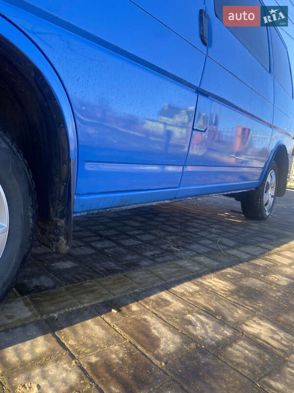 Минивэн Volkswagen Transporter 1995 в Стебнику