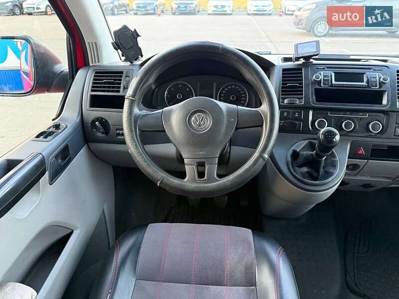 Минивэн Volkswagen Transporter 2014 в Киеве