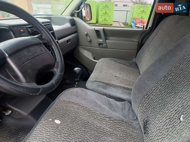 Минивэн Volkswagen Transporter 1997 в Снятине