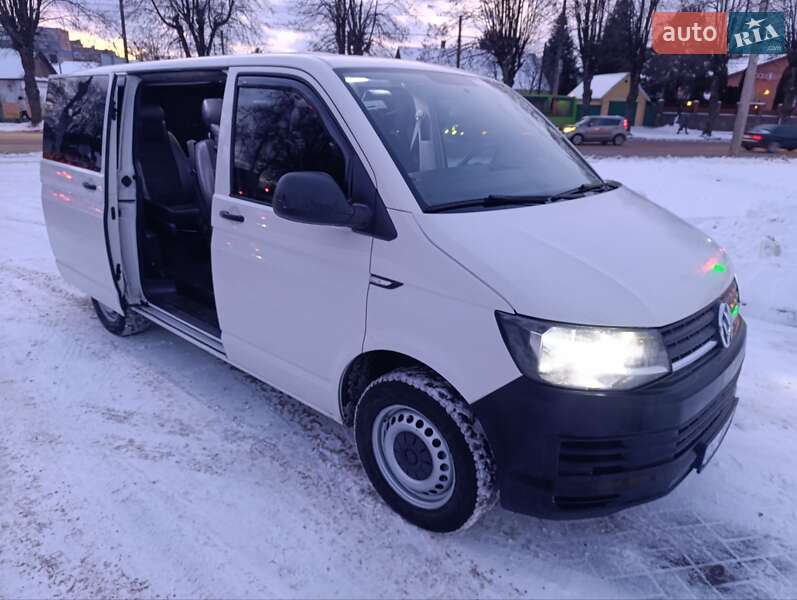 Мінівен Volkswagen Transporter 2017 в Житомирі