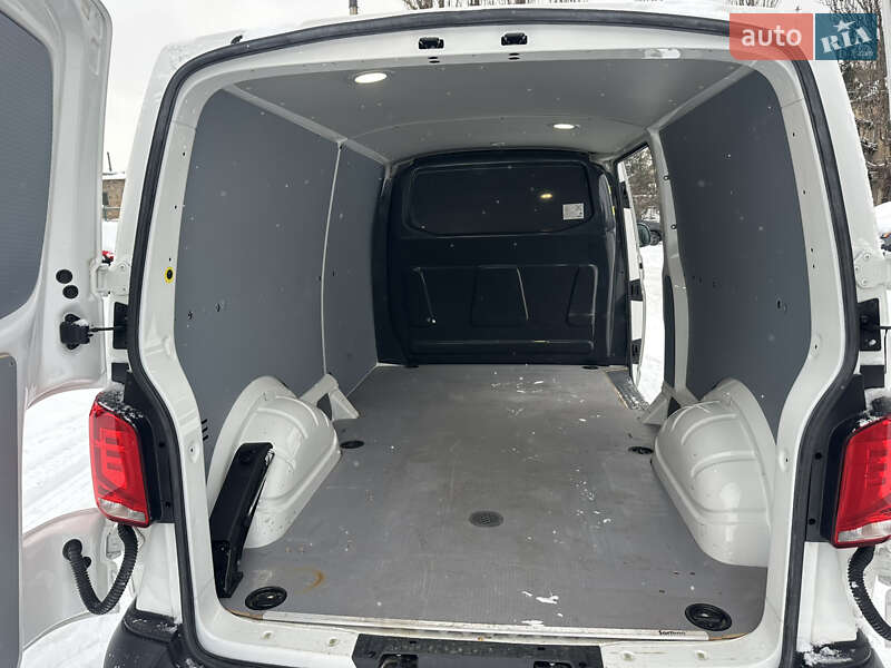 Вантажний фургон Volkswagen Transporter 2020 в Києві