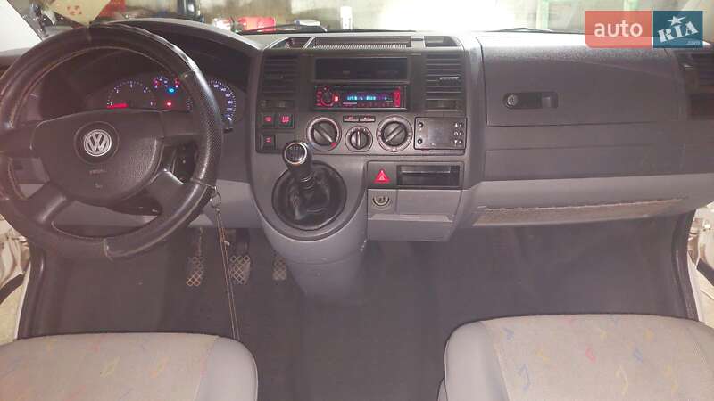 Мінівен Volkswagen Transporter 2009 в Дашеві