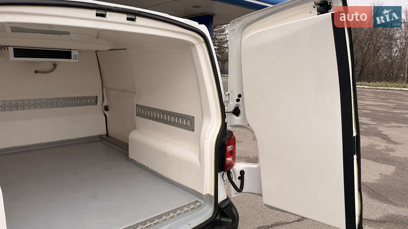 Рефрижератор Volkswagen Transporter 2015 в Ровно