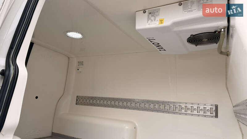 Рефрижератор Volkswagen Transporter 2015 в Ровно