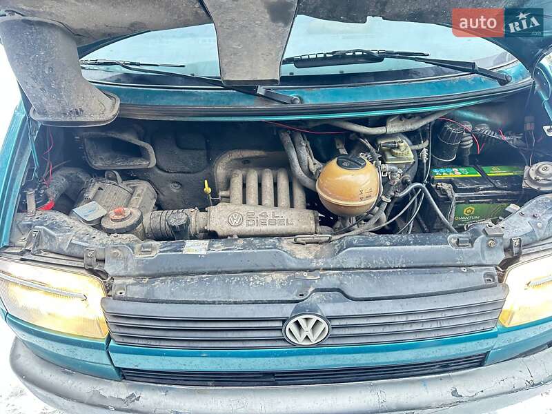 Мінівен Volkswagen Transporter 1993 в Богодухіву