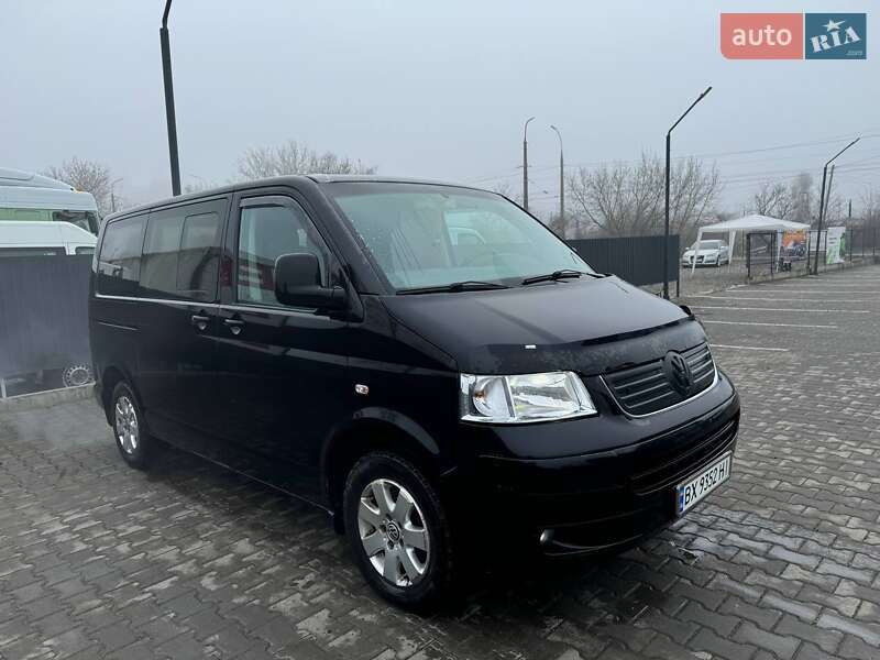 Мінівен Volkswagen Transporter 2009 в Хмельницькому
