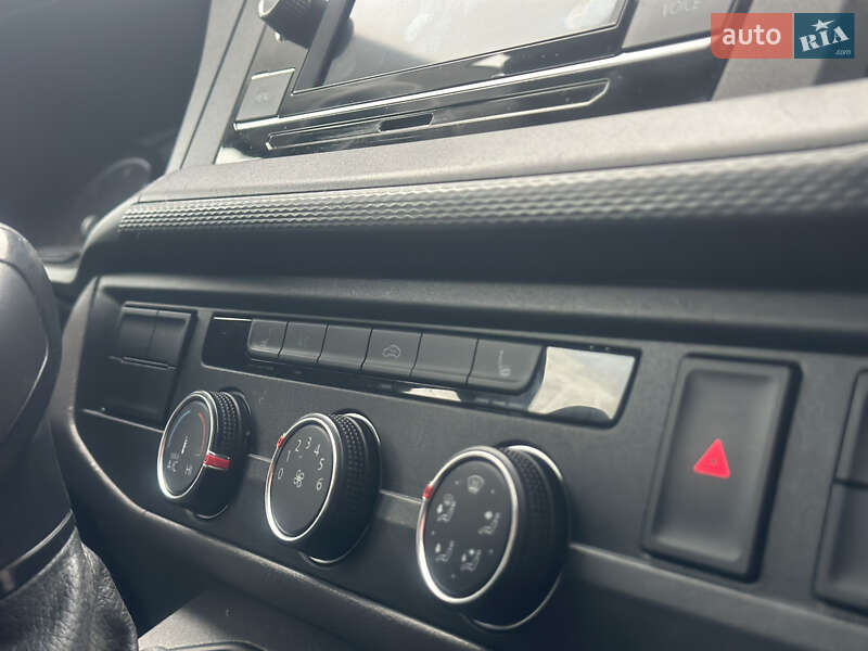 Грузовой фургон Volkswagen Transporter 2020 в Дубно