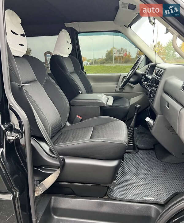 Минивэн Volkswagen Transporter 2001 в Виннице