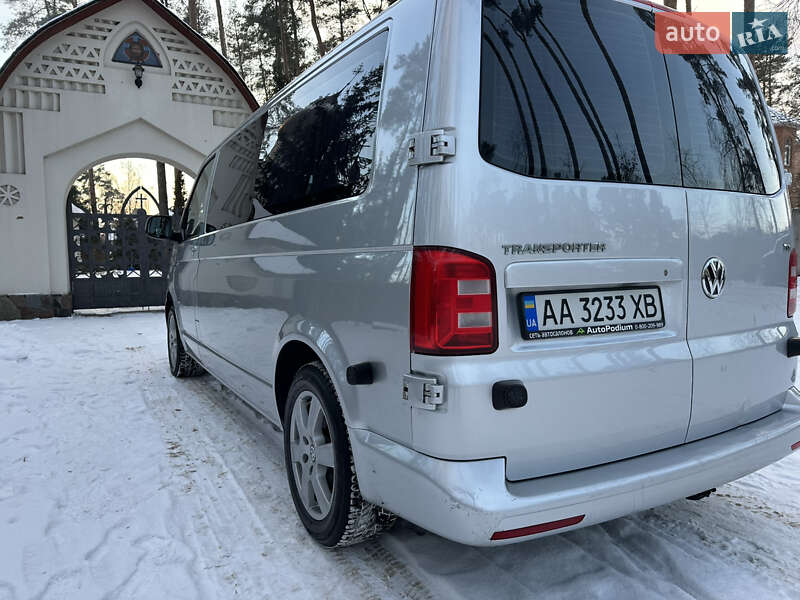 Мінівен Volkswagen Transporter 2015 в Києві