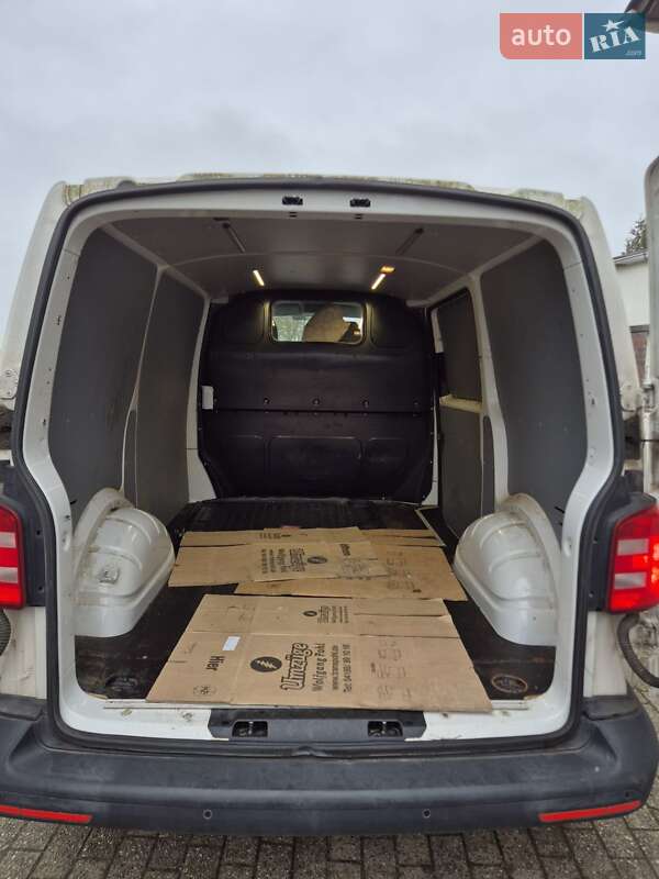 Вантажний фургон Volkswagen Transporter 2016 в Кам'янець-Подільському фото 5 Вантажний фургон Volkswagen Transporter 2016 в Кам'янець-Подільському