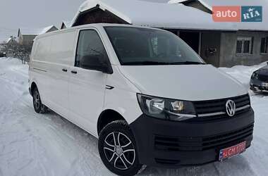 Грузовой фургон Volkswagen Transporter 2016 в Радивилове