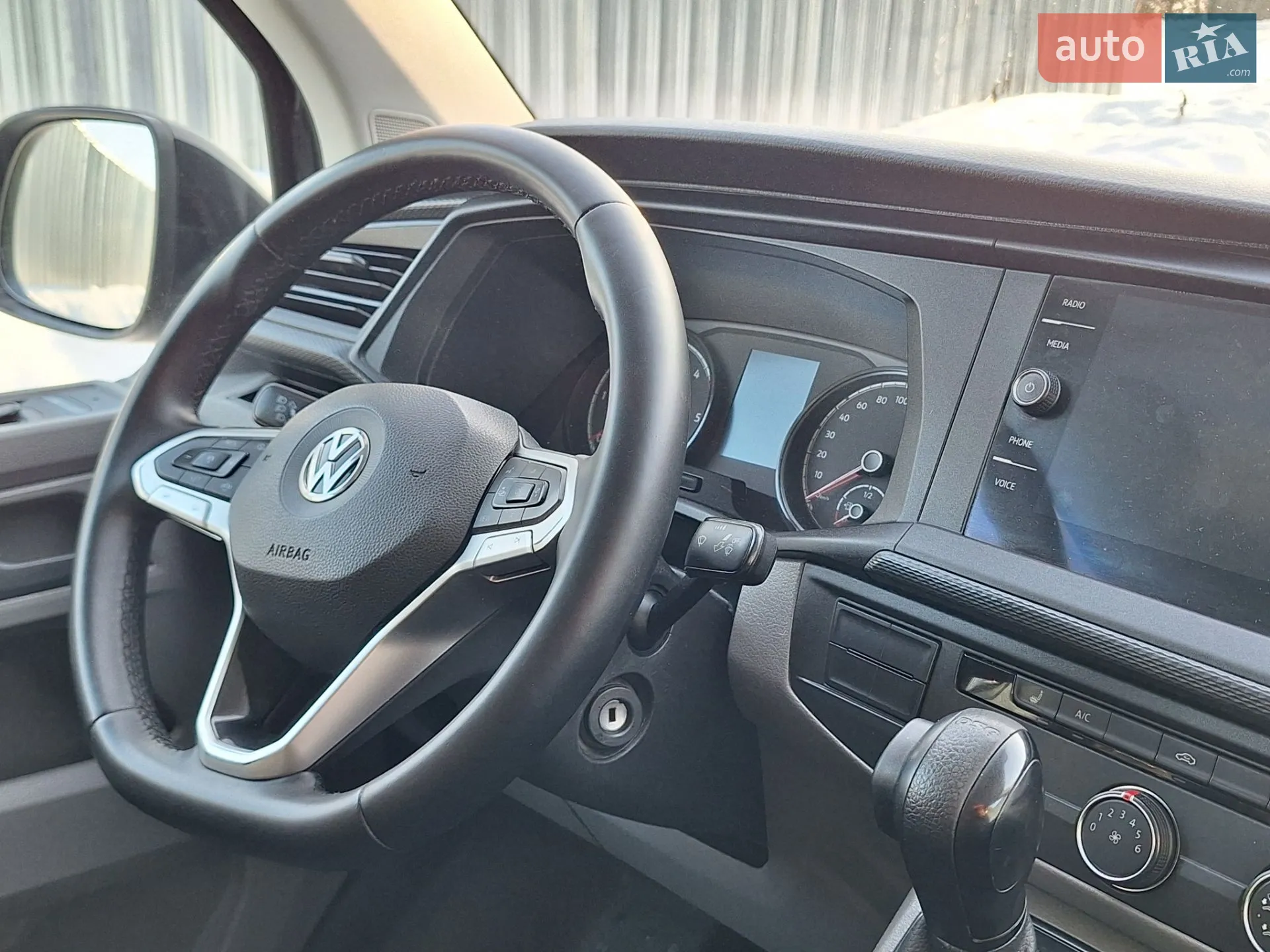 2020 Volkswagen Transporter - мініатюра 32