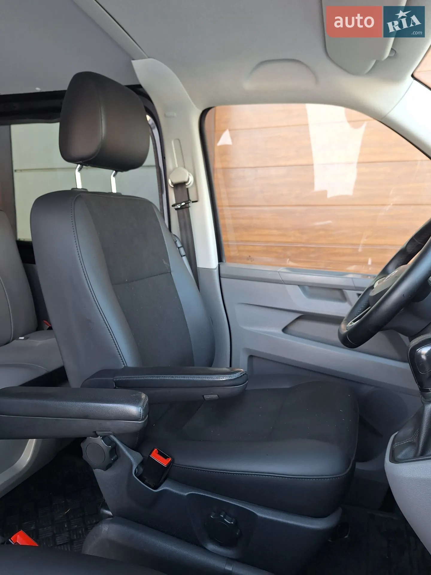2020 Volkswagen Transporter - мініатюра 31