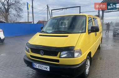 Мінівен Volkswagen Transporter 2000 в Жовкві