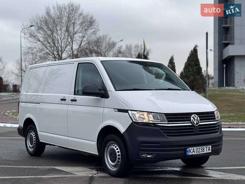 Volkswagen Transporter 2023