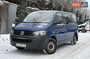 Минивэн Volkswagen Transporter 2015 в Киеве