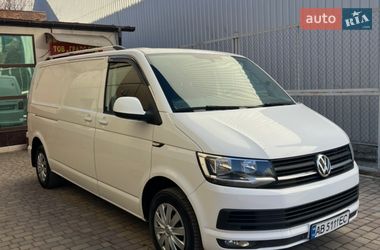 Грузовой фургон Volkswagen Transporter 2017 в Виннице