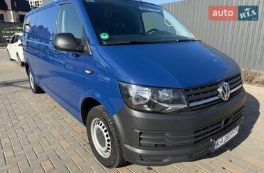 Вантажний фургон Volkswagen Transporter 2017 в Вінниці