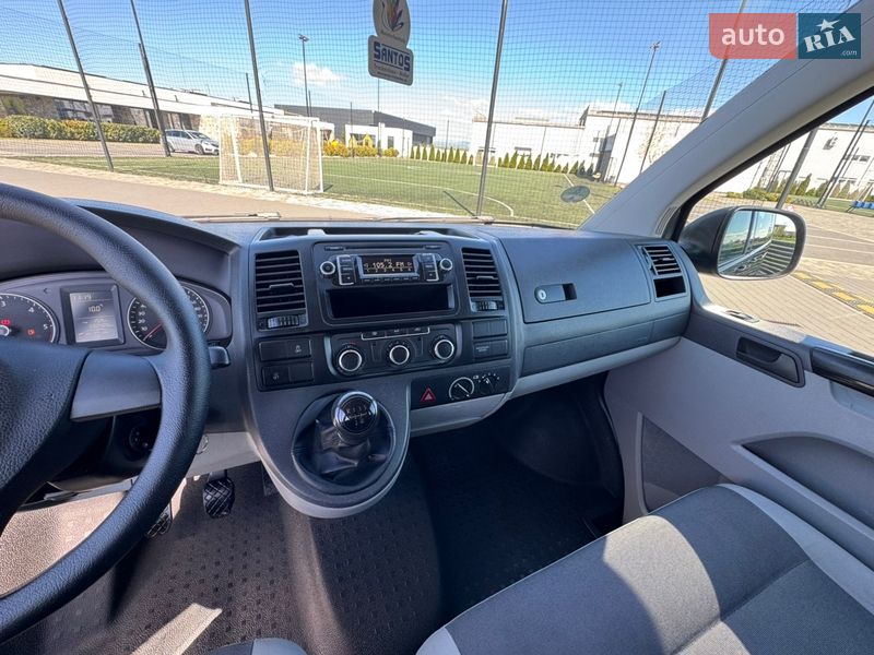 Минивэн Volkswagen Transporter 2015 в Мукачево