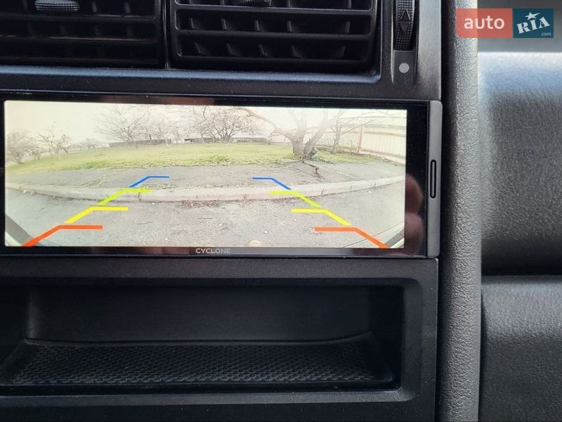 Вантажопасажирський фургон Volkswagen Transporter 2001 в Києві