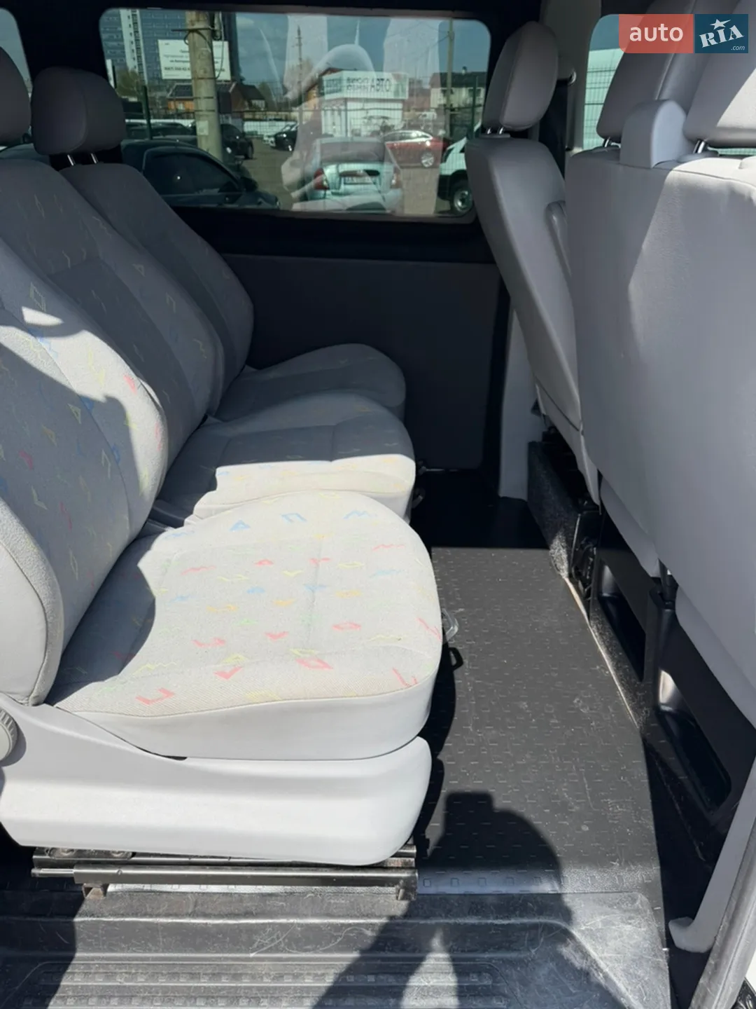 2010 Volkswagen Transporter - мініатюра 23