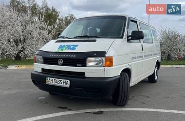 Вантажопасажирський фургон Volkswagen Transporter 2003 в Бучі