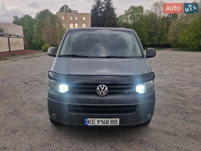 Volkswagen Transporter 2010 VIN WV1ZZZ7HZBH060429 фото оголошення 2 з 41
